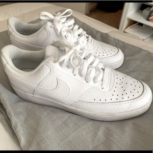 Nike Women's NikeCourt Vision Low Casual Sneakers Size 11
